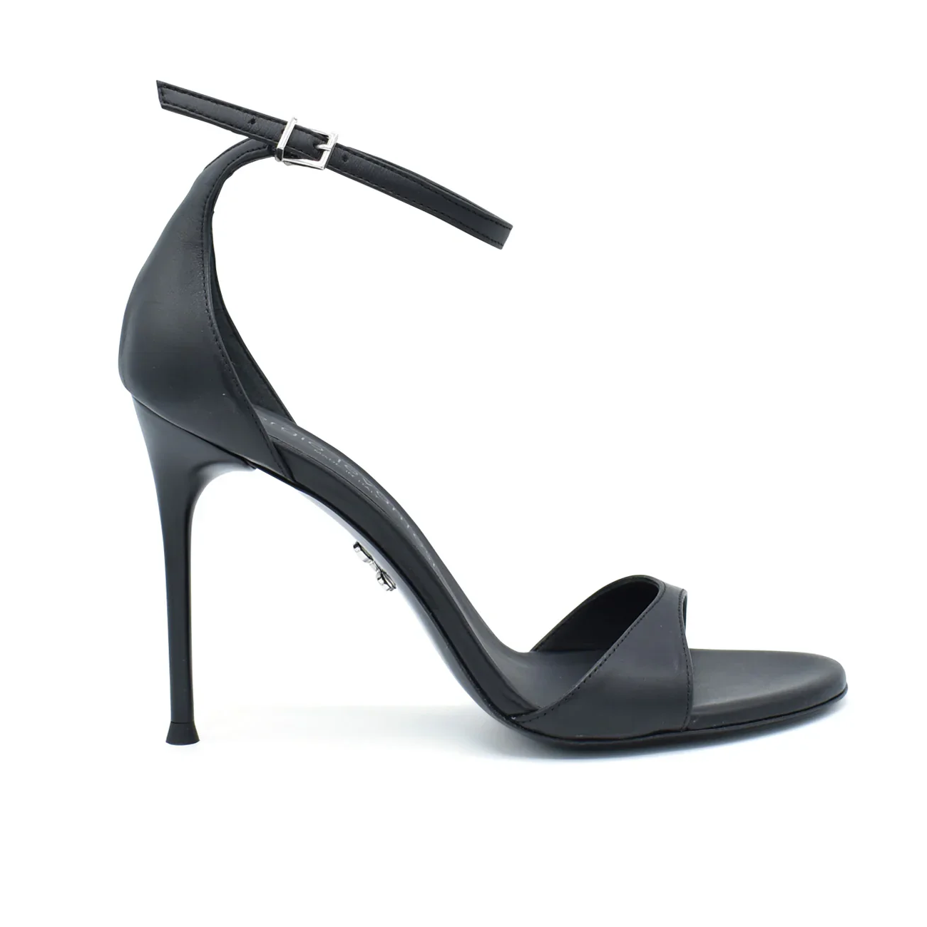 Rave24 Black Sandal